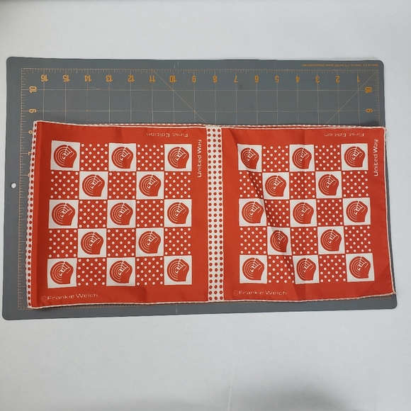 United Way VINTAGE Frankie Welch Scarf First Edition MOD Orange Polkado 32" - Picture 8 of 9